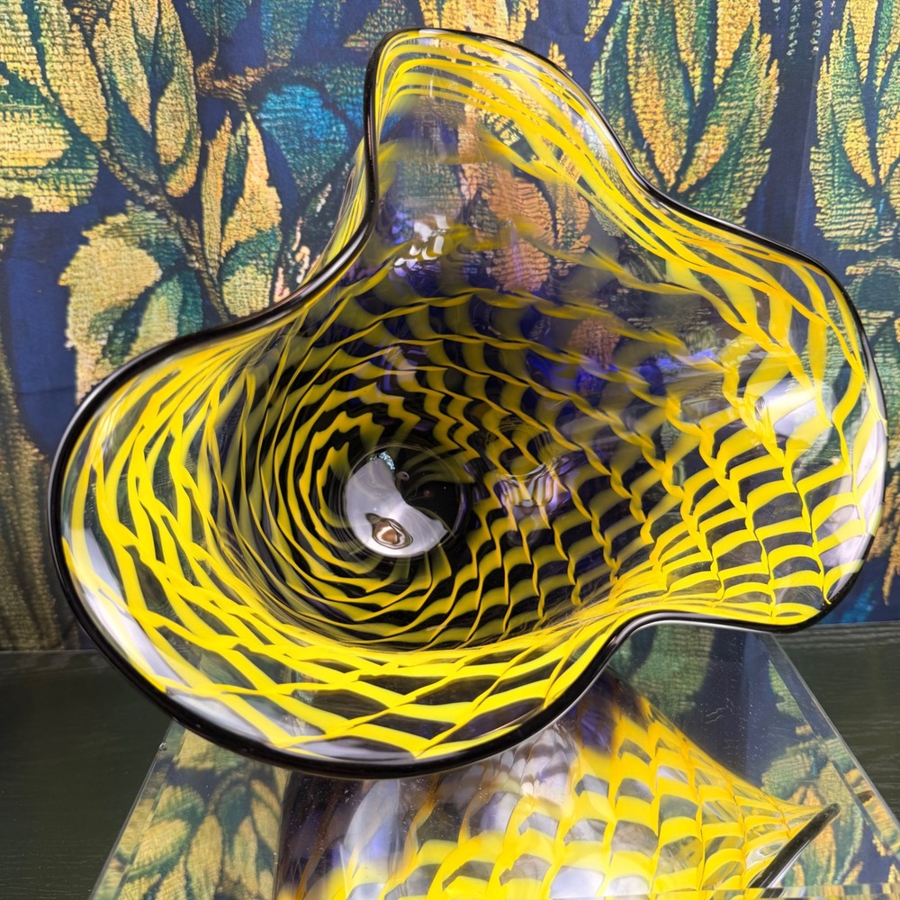 Hand Blown Art Glass Chuley Stlye Yellow Gray Ruffled Handkerchief Vase 11.5"